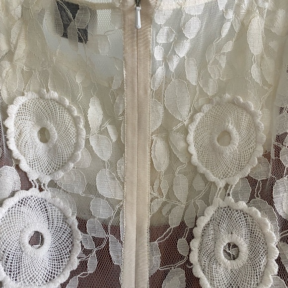 BEGUILE BY BYRON LARS SIZE 6 BEAUTIFUL CHARISSIMA WHITE BEIGE - Picture 10 of 14